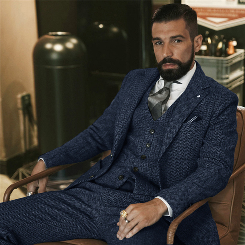 Szary wełniany tweedowy garnit – Men Grooming Outfit recenzja i cena